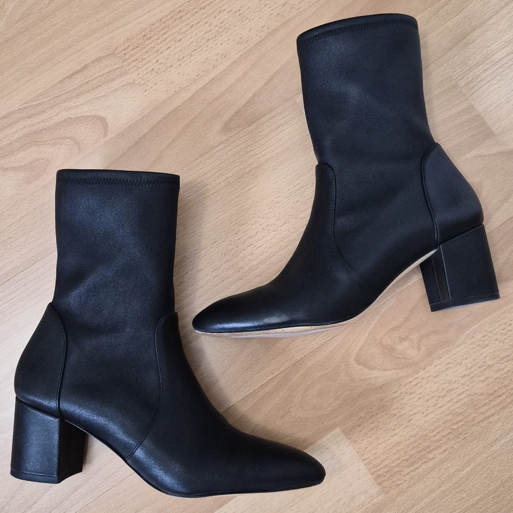 Stuart Weitzman Yuliana Boots Sz 6.5
